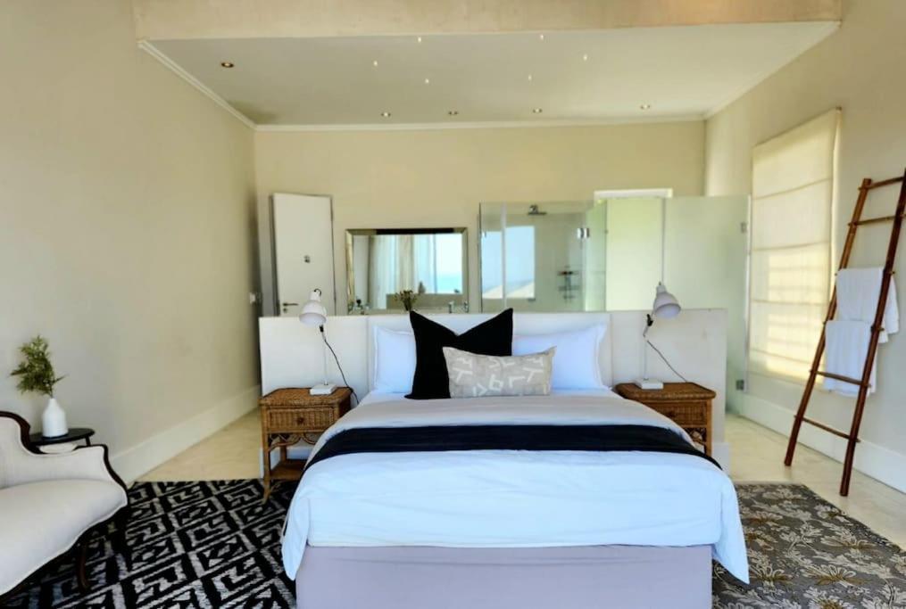 Villa Contemporary With Amazing Views Plettenberg Bay