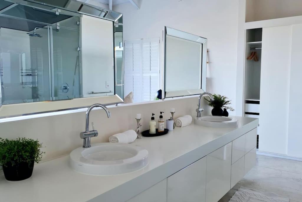 Villa Contemporary With Amazing Views Plettenberg Bay